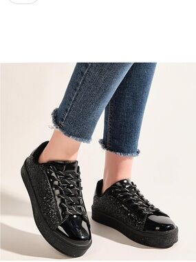 Uubaris Black Glitter Platform Sneakers Women’s Size 9